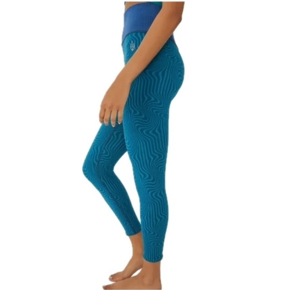 Free People Free Throw Jacquard Leggings FP Movement Small - Picture 3 of 11